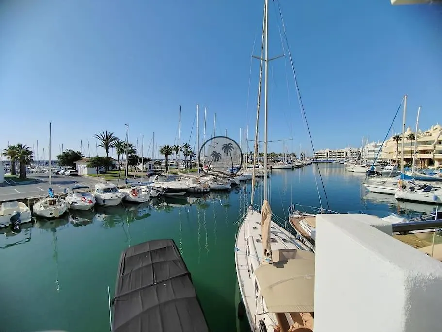 Sunny 3 Bed Apartment Island Puerto Marina بينالماذينا 0*,