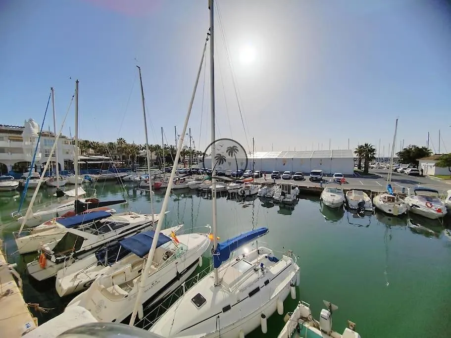 Sunny 3 Bed Apartment Island Puerto Marina بينالماذينا إسبانيا