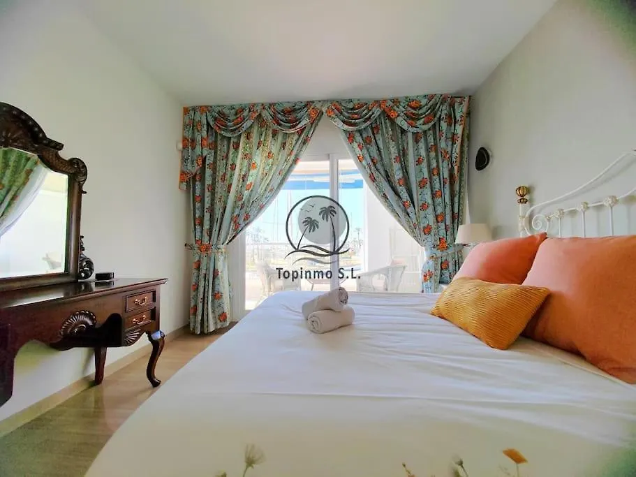 Sunny 3 Bed Apartment Island Puerto Marina Benalmádena 0*,